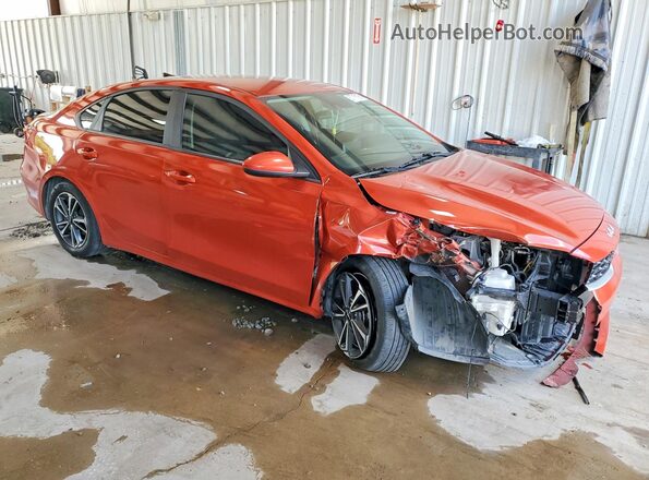 3KPF24AD8RE718753 2024 KIA FORTE Orange Front right