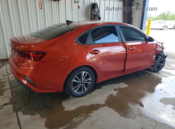 3KPF24AD8RE718753 2024 KIA FORTE Orange Rear right