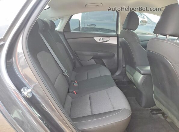 3KPF24AD8RE784459 2024 KIA FORTE Gray Հետևի նստատեղերի տեսք