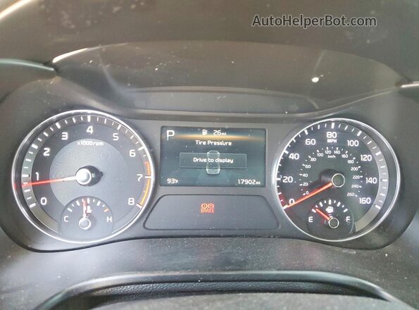 3KPF24AD8RE800983 2024 KIA FORTE Charcoal Widok zestawu wskaźników
