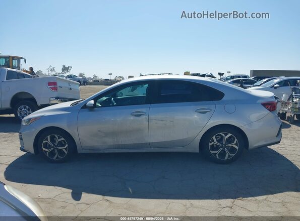 3KPF24AD9LE175386 2020 KIA FORTE Silver Սալոնի 360 աստիճան տեսք