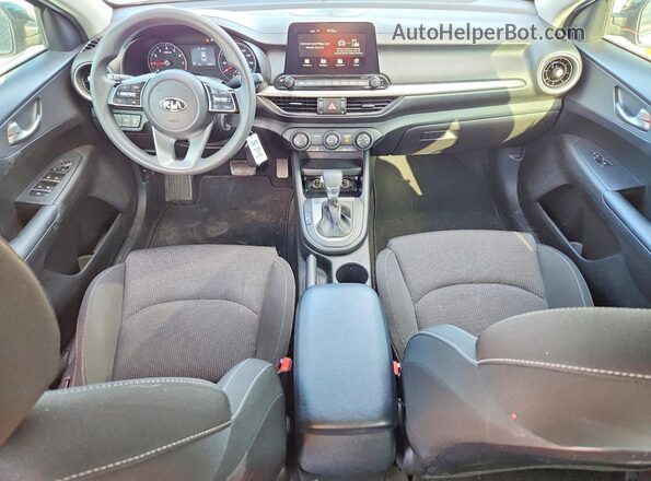 3KPF24AD9ME289874 2021 KIA FORTE Черный Вид панели приборов