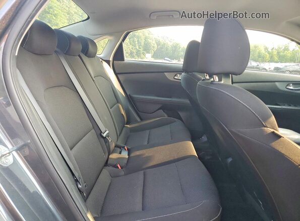 3KPF24AD9ME305930 2021 KIA FORTE Gray Հետևի նստատեղերի տեսք