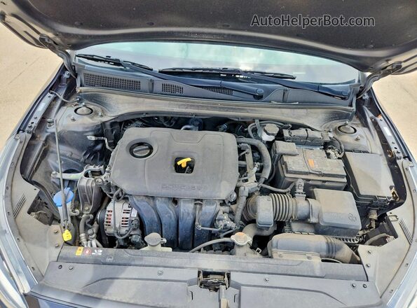 3KPF24AD9ME385312 2021 KIA FORTE Gray Rear interior view