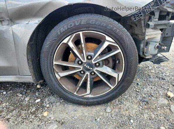 3KPF24AD9PE615273 2023 KIA FORTE Gray 