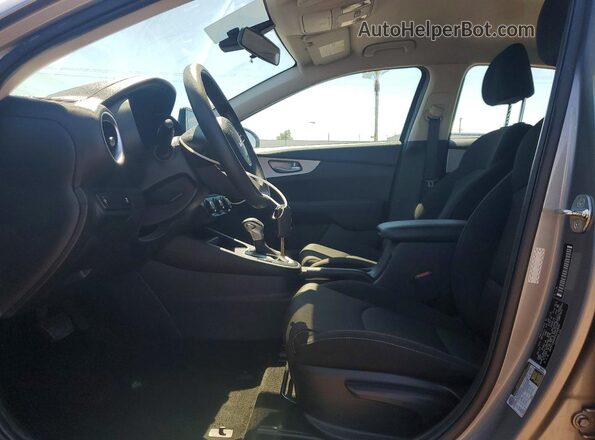 3KPF24AD9PE650699 2023 KIA FORTE Gray წინა სალონის ხედი