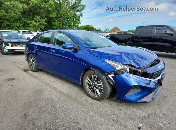 3KPF24AD9PE661802 2023 KIA FORTE Blue Front right