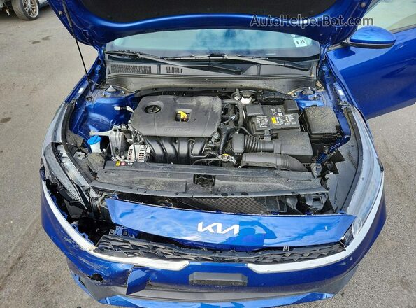3KPF24AD9PE661802 2023 KIA FORTE Blue Rear interior view