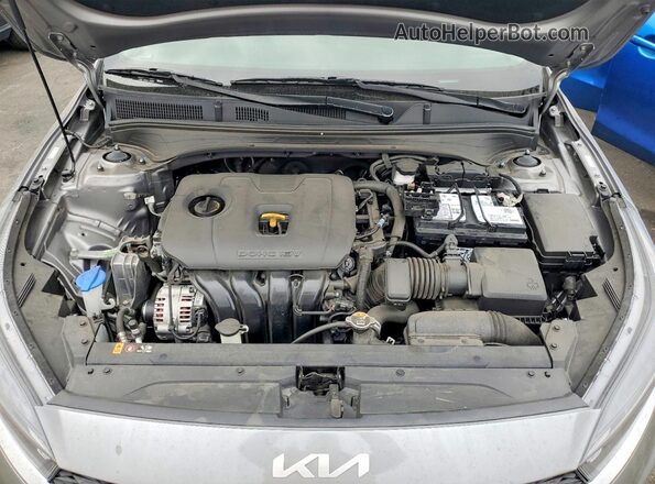 3KPF24AD9PE683069 2023 KIA FORTE Gray უკანა სალონის ხედი