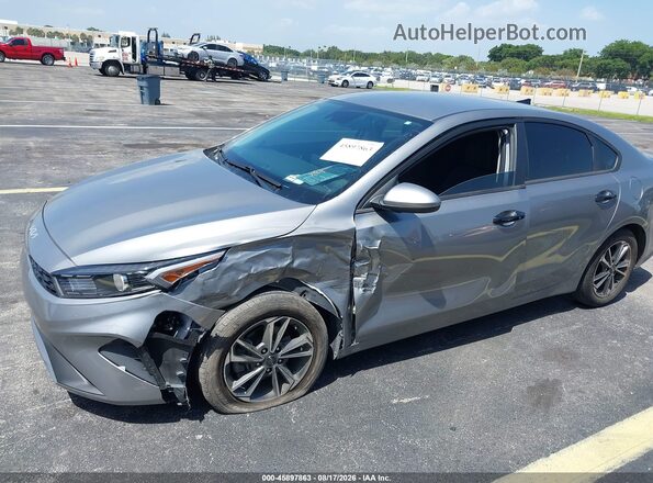 3KPF24AD9RE720205 2024 KIA FORTE Gray Դիմացի տեսք