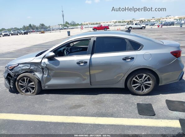 3KPF24AD9RE720205 2024 KIA FORTE Gray Սալոնի 360 աստիճան տեսք