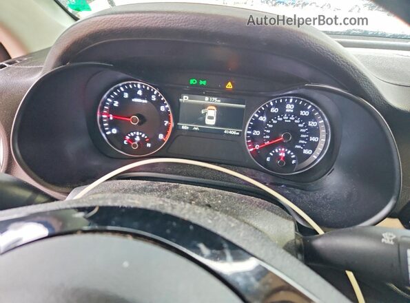 3KPF24AD9RE789542 2024 KIA FORTE Gray ხელსაწყოთა პანელის ხედი