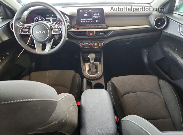 3KPF24AD9RE789542 2024 KIA FORTE Gray წინა პანელის ხედი