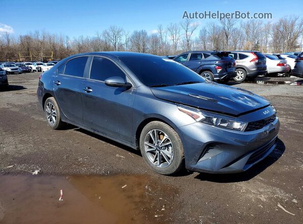 3KPF24AD9RE835287 2024 KIA FORTE Gray Delantero derecho