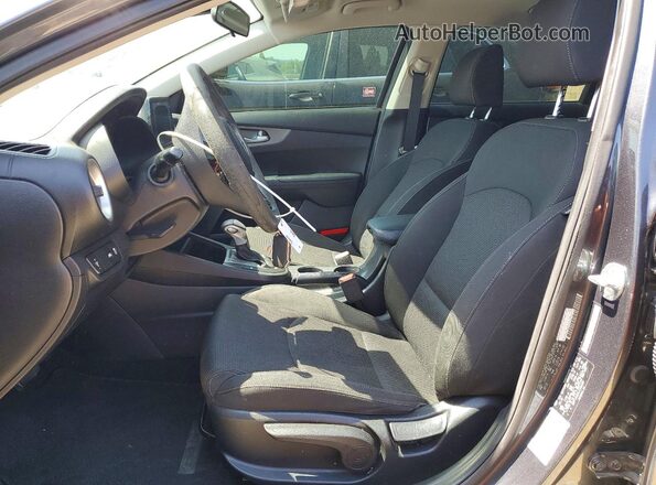 3KPF24ADXLE236499 2020 KIA FORTE Charcoal Вид салону спереду