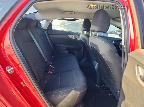 3KPF24ADXME263896 2021 KIA FORTE Red უკანა სავარძლების ხედი