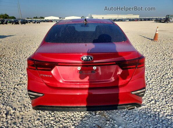 3KPF24ADXME263896 2021 KIA FORTE Red უკანა ხედი