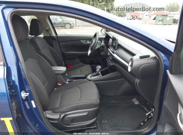 3KPF24ADXME275482 2021 KIA FORTE Blue წინა სალონის ხედი