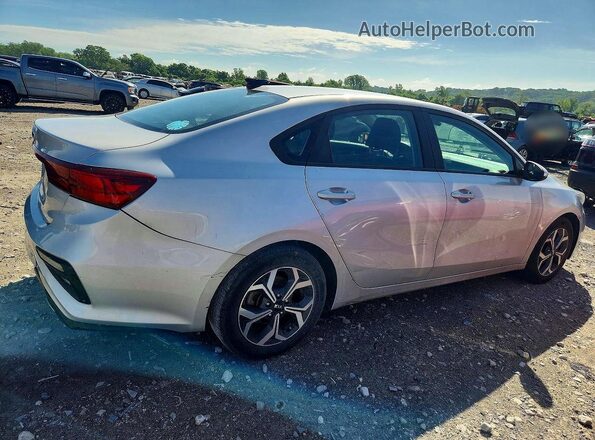 3KPF24ADXME331744 2021 KIA FORTE Серебряный Задняя правая четверть