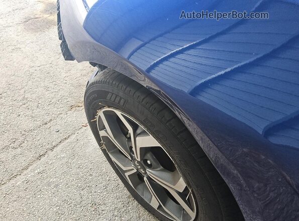 3KPF24ADXME347717 2021 KIA FORTE Blue სალონის 360-გრადუსიანი ხედი