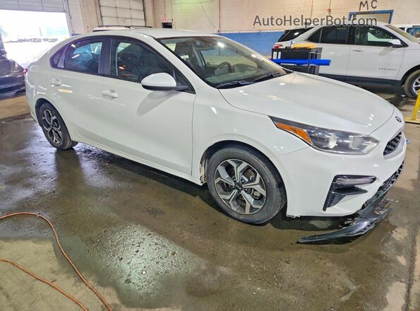 3KPF24ADXME368339 2021 KIA FORTE White Delantero derecho
