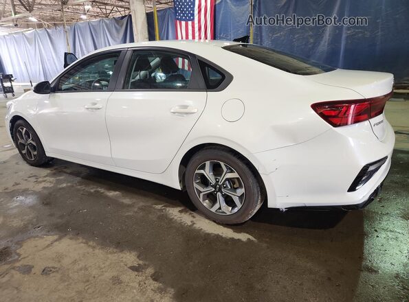 3KPF24ADXME368339 2021 KIA FORTE White Vista interior de 360 grados