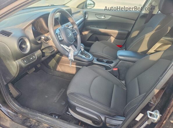 3KPF24ADXME374142 2021 KIA FORTE Black წინა სალონის ხედი