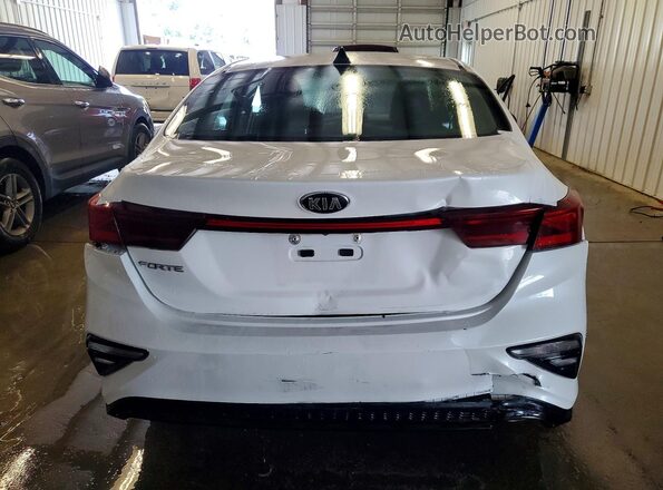 3KPF24ADXME386372 2021 KIA FORTE Белый Вид сзади