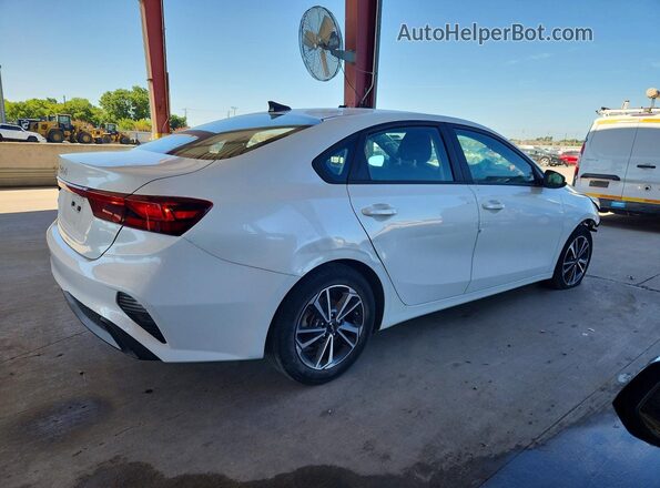 3KPF24ADXNE425513 2022 KIA FORTE White Задня права чверть