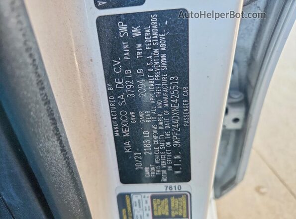 3KPF24ADXNE425513 2022 KIA FORTE White Вид підкапотного простору