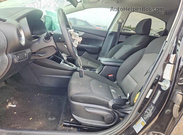 3KPF24ADXNE433112 2022 KIA FORTE Black Vista interior delantera