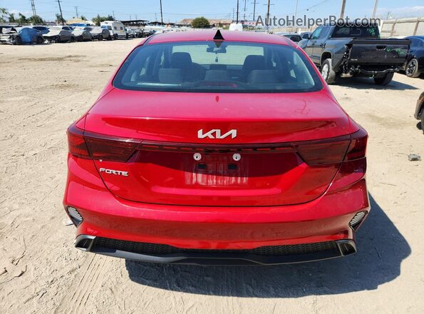 3KPF24ADXNE463856 2022 KIA FORTE Red Widok z tyłu