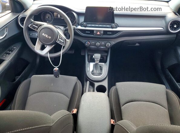 3KPF24ADXNE471505 2022 KIA FORTE Blue Dashboard view