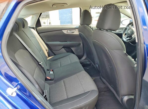 3KPF24ADXNE471505 2022 KIA FORTE Blue Rear seats view