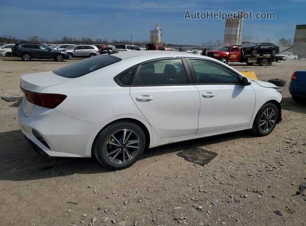 3KPF24ADXPE587063 2023 KIA FORTE White Rear right