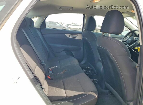 3KPF24ADXPE587063 2023 KIA FORTE White Rear seats view