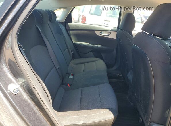 3KPF24ADXRE724408 2024 KIA FORTE Gray უკანა სავარძლების ხედი