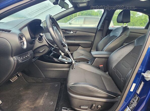 3KPF34AD0ME417870 2021 KIA FORTE Blue Vista interior delantera