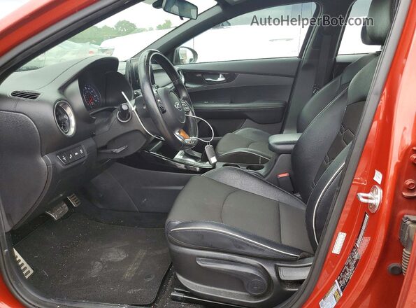 3KPF34AD2ME318984 2021 KIA FORTE Orange Widok wnętrza z przodu