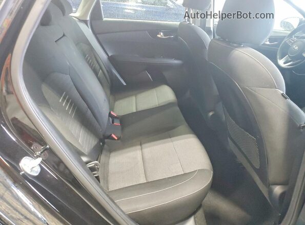 3KPF34AD3KE015693 2019 KIA FORTE Черный Вид задних сидений