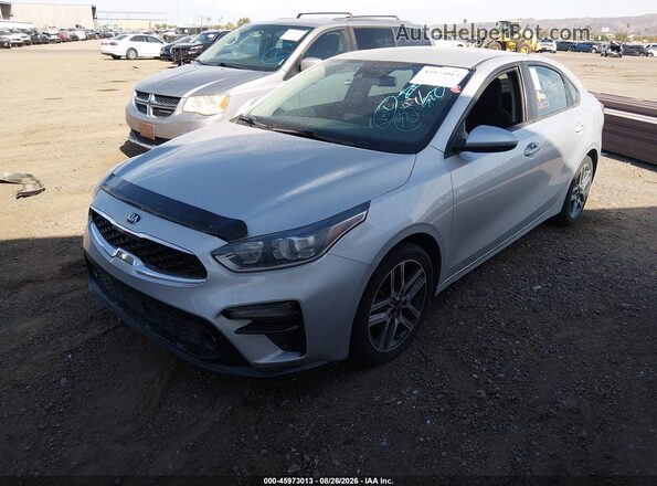 3KPF34AD3KE028282 2019 KIA FORTE Серебряный Передняя левая четверть