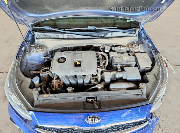 3KPF34AD4KE013077 2019 KIA FORTE Blue Widok wnętrza z tyłu