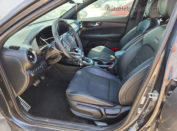 3KPF34AD4ME292520 2021 KIA FORTE Gray Вид салону спереду