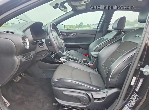 3KPF34AD5LE250761 2020 KIA FORTE Black Widok wnętrza z przodu
