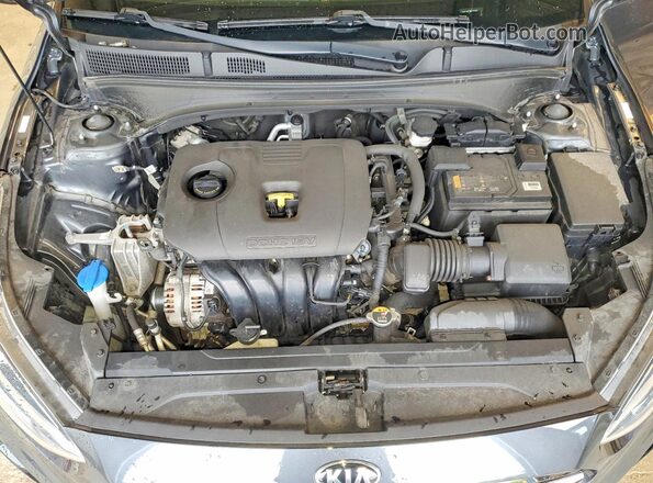 3KPF34AD5ME309695 2021 KIA FORTE Gray Rear interior view