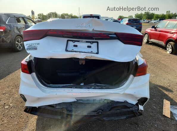 3KPF34AD5PE547048 2023 KIA FORTE White Widok z tyłu