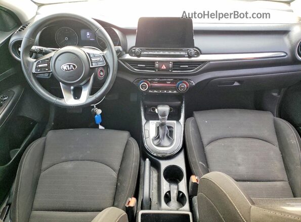 3KPF34AD6KE064810 2019 KIA FORTE Red Widok deski rozdzielczej