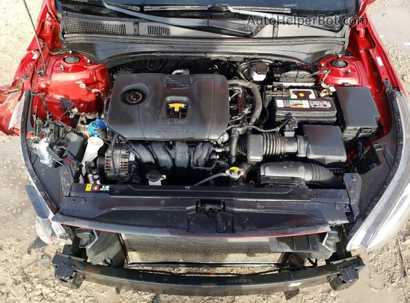 3KPF34AD6KE064810 2019 KIA FORTE Red Widok wnętrza z tyłu
