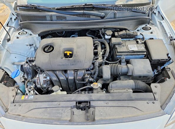 3KPF34AD6LE165752 2020 KIA FORTE White Rear interior view