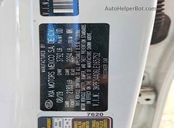3KPF34AD6LE165752 2020 KIA FORTE White Engine compartment view